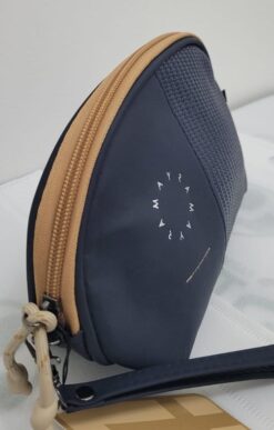 Alternative view of MONEDERO AZUL MARINO AMAYRA CUERINA CON CIERRE MARRON